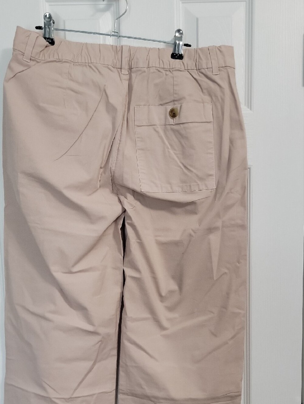 Womens  Classic NWOT 4 R Stovepipe-Leg Chino Pants in Beige - Picture 2 of 3